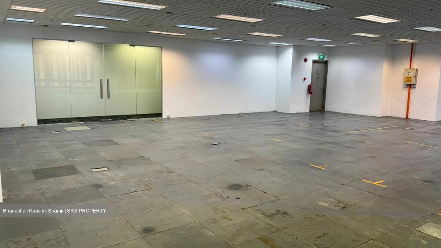 Singapore Land Tower (D1), Office #568050601